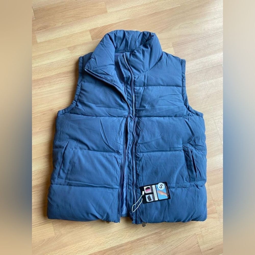 Athlisan Womens Zip Up Puffer Vest Size S